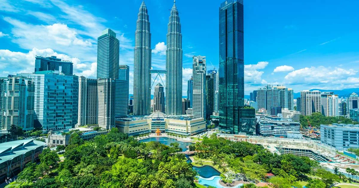 City Sights, Batu Caves & Genting Highlands Excursions