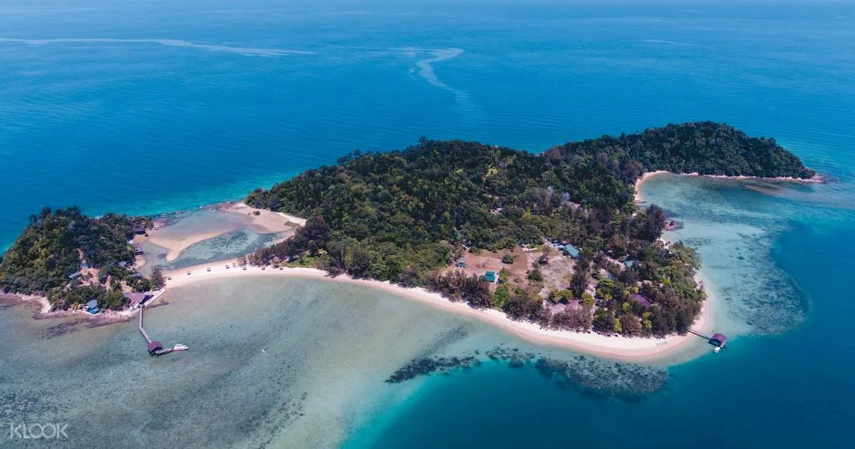Dinawan island with Snorkelling Daytrip - Private island in Kota Kinabalu