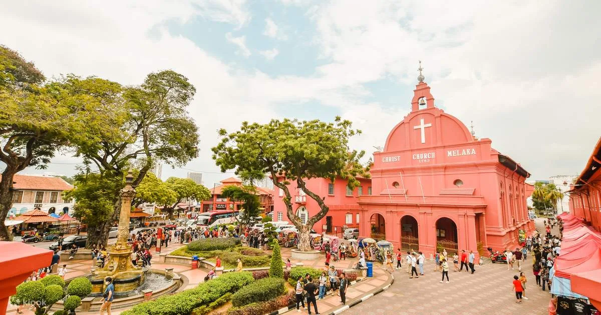 Malacca Night Tour with River Cruise and Trishaw Ride from Kuala Lumpur