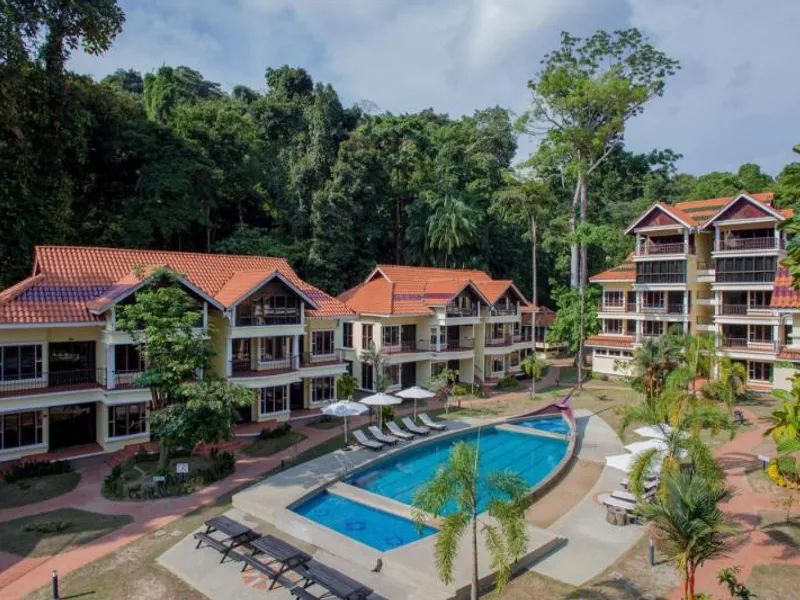 Anjungan Beach Resort