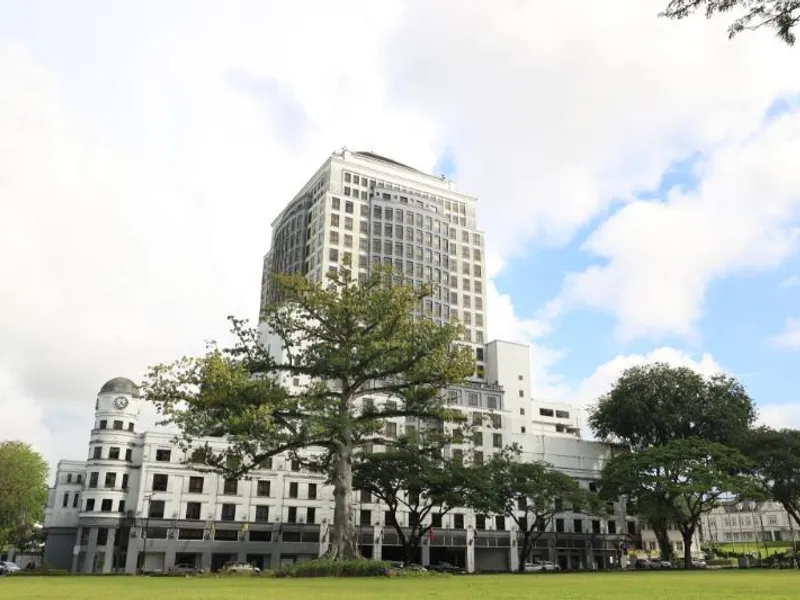 Merdeka Palace Hotel & Suites